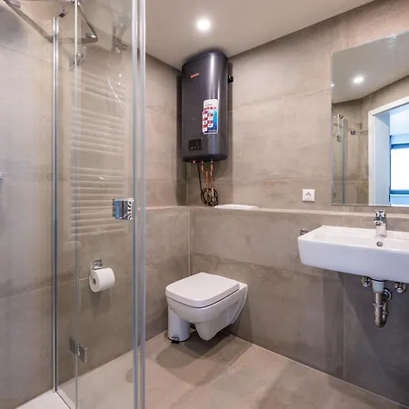 Waterfront Апартаменты