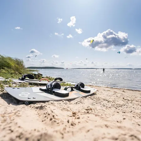 Waterfront Апартаменты